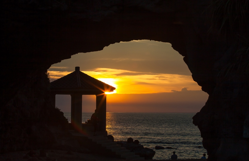 石門洞風景區夕陽景緻