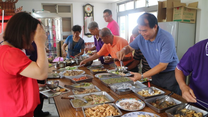 1050803-富基社區發展協會辦理老人共餐活動照片1